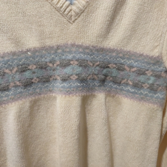 Women's Sweater " Crazy Horse" from Liz A Claiborne Size L V-Neck Long Sleeves - Picture 9 of 12